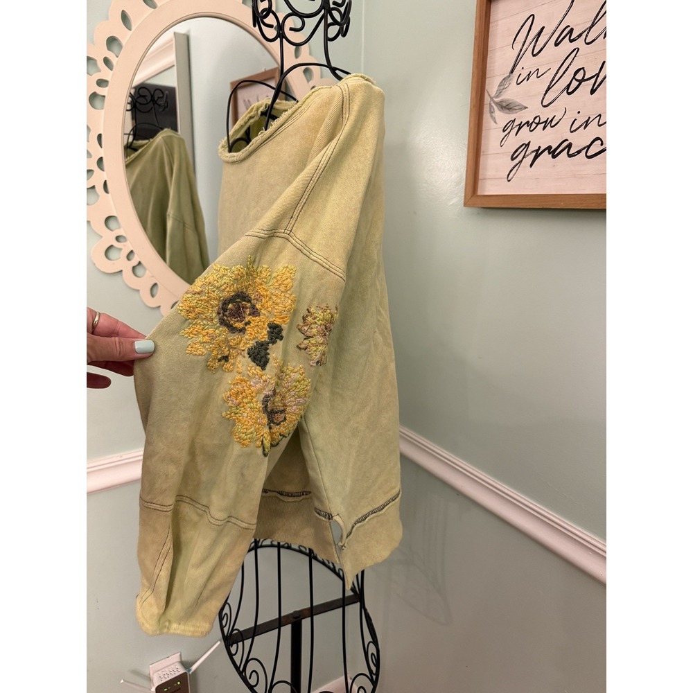 Daily Practice Anthropologie Tie Dye Sweatshirt Size XS Lime Green Mint Relaxed